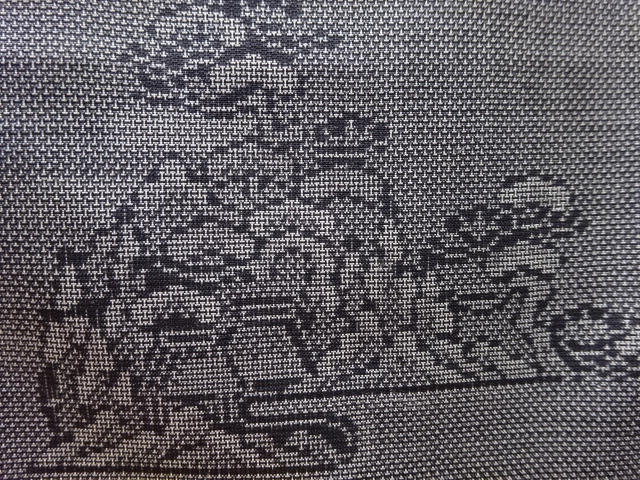 JAPANESE KIMONO / ANTIQUE DORO OSHIMA TSUMUGI / SILK / WOVEN PINE & HOUSES